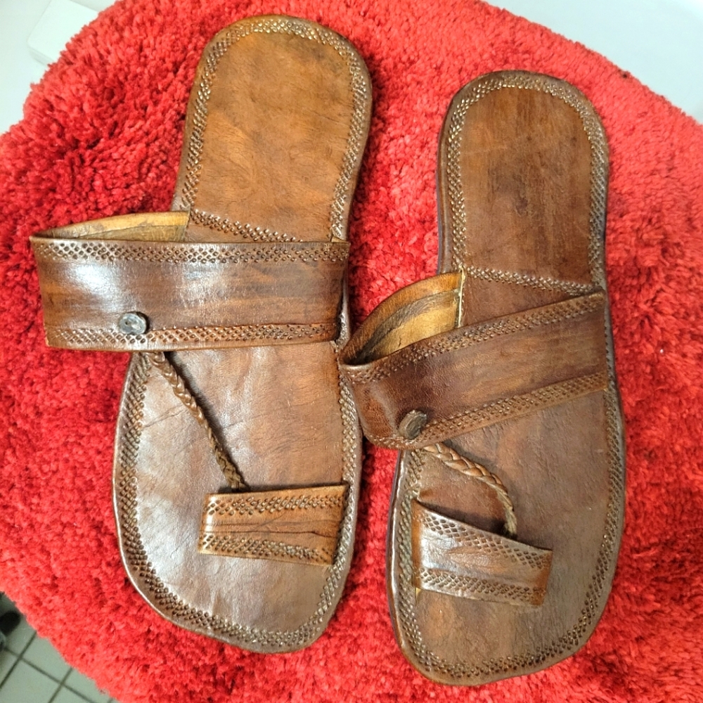 Woman's Fashion Brown Leather Sandals